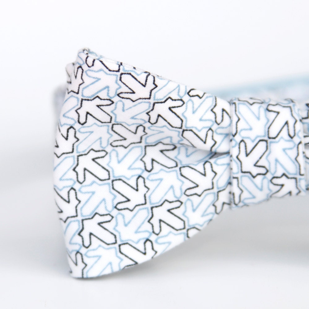 this way freestyle bow tie
