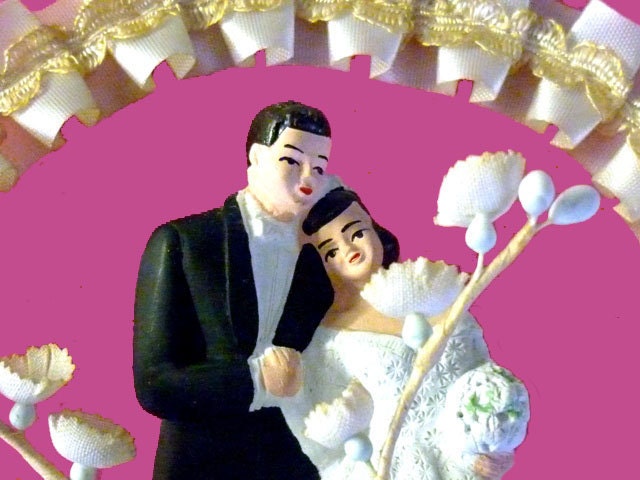 WEDDING BELLS -  1950s Chalkware Bride and Groom -White Gown and Tux  - Pleated Cream Satin and Lily of the Valley