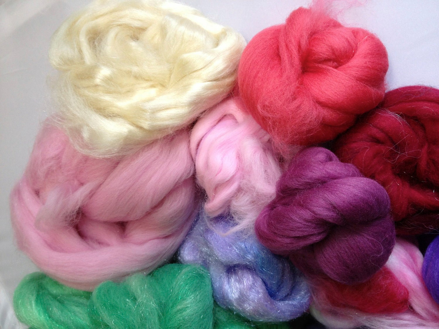Silky Sock Batt Bites for carding, spinning, felting "Sweet Pea" seafoam green, pale pink, merino, sw merino, firestar, silk