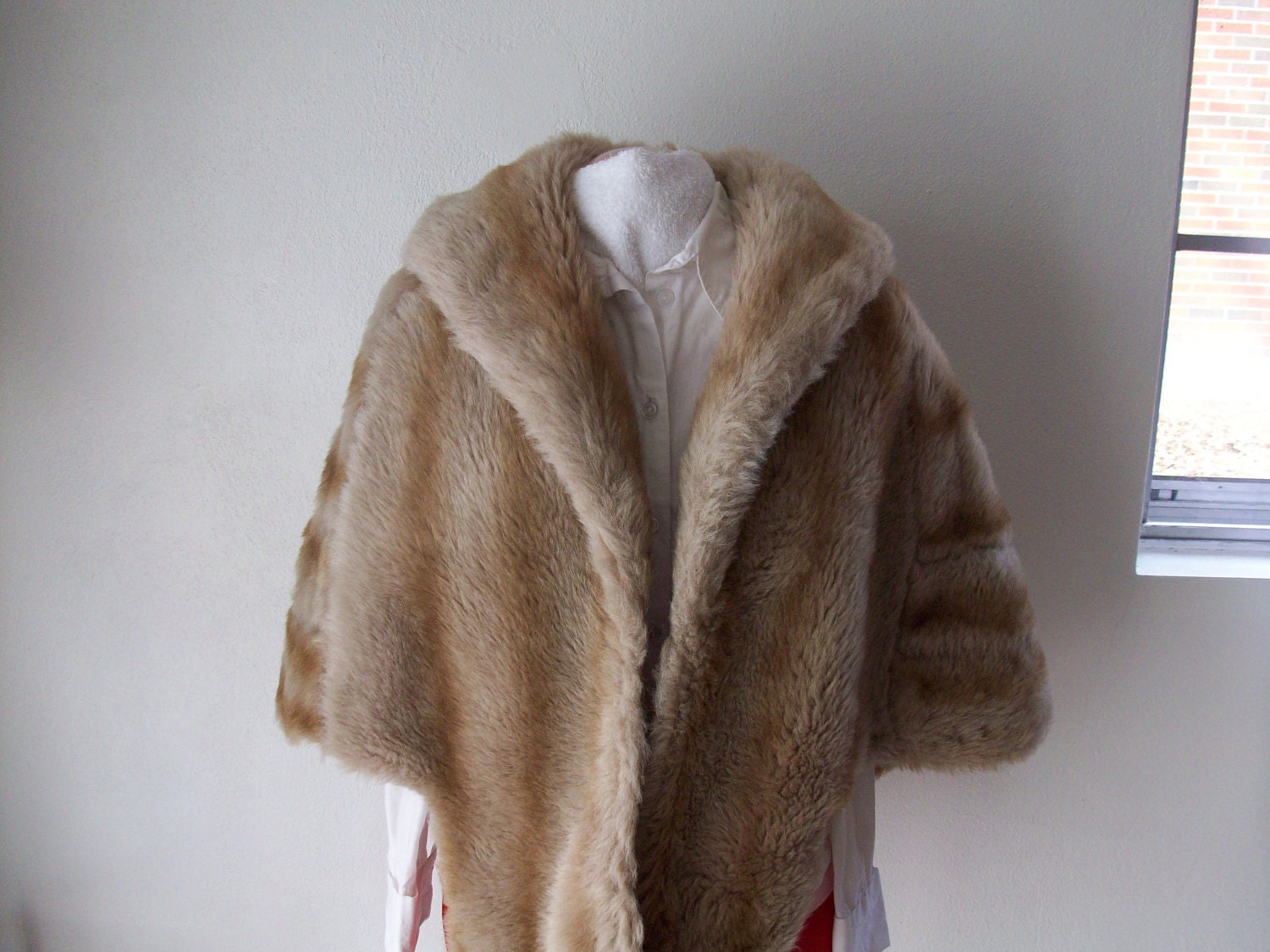FAUX Fur Shawl - 1950's Vintage