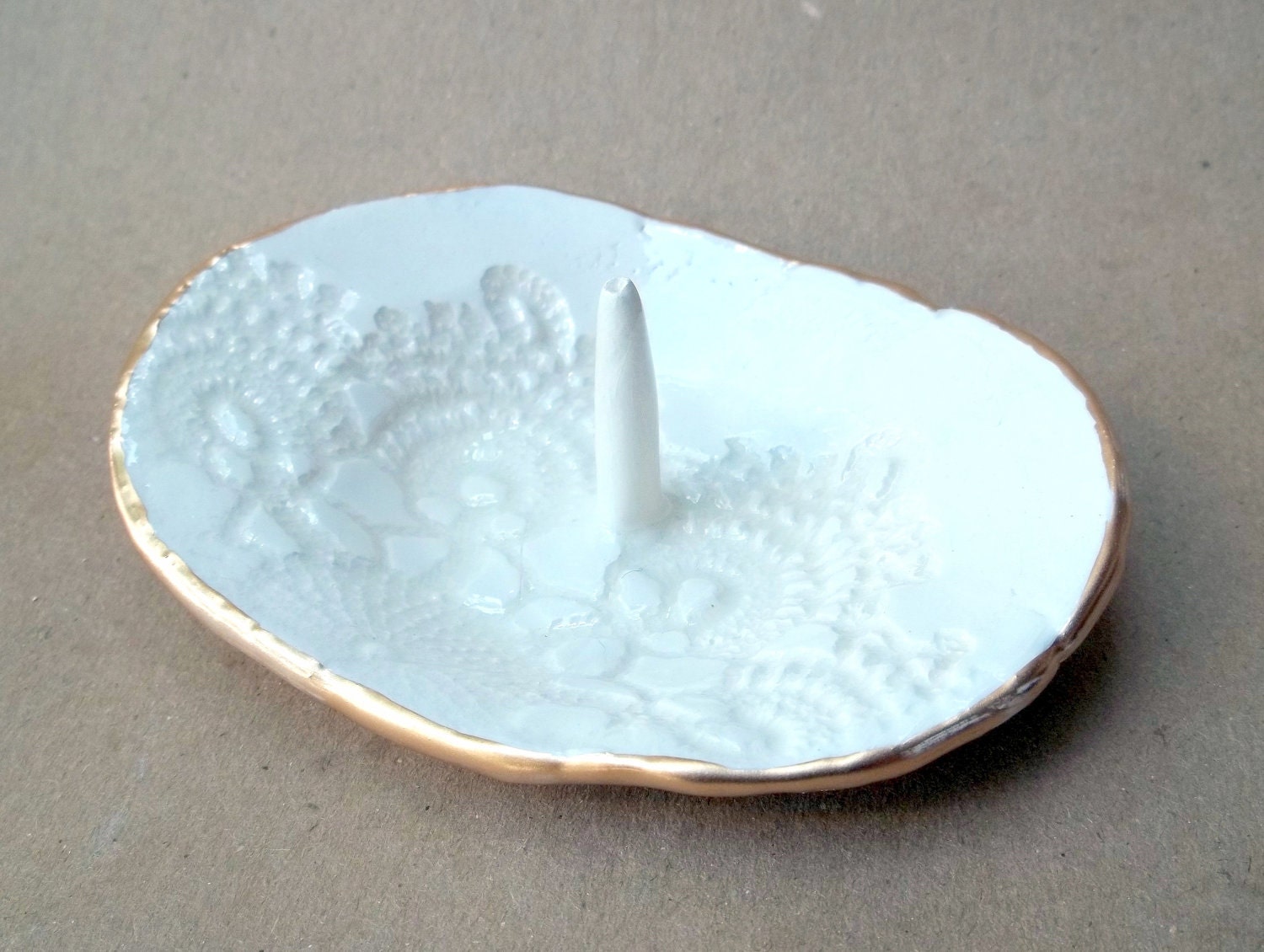 Lace Ceramic Ring Holder Bowl