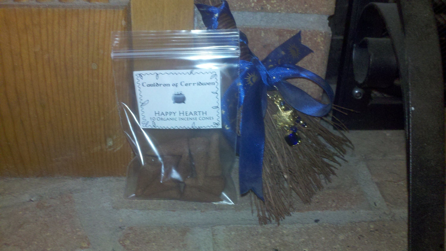 HAPPY HEARTH artisan incense cones - 10 organic incense cones - housewarming, positive vibrations in the home