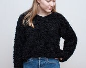 vintage FUZZY sweater / black crop sweater / S-M