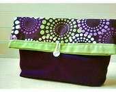 purple green bag purse: Clutch geometric Choice Padded Make Up Travel Gadget tagt team