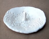 Lace Ring Holder