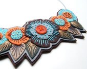 FELT NECKLACE with freeform embroidery on co-ordinating wire necklace