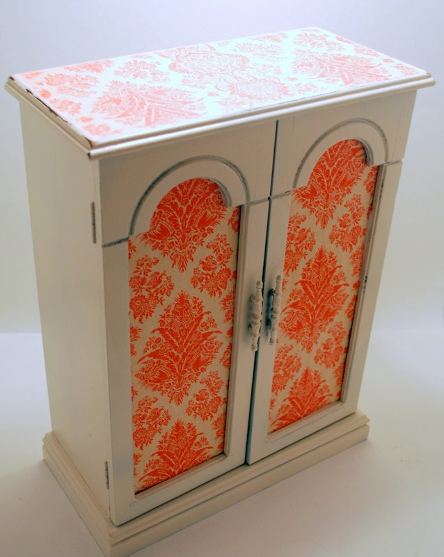 Refurbished Vintage Jewelry Box - Red and cream