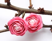 Amazing hand sculpted white and pink flowers Ranunculus earrings, free shipping