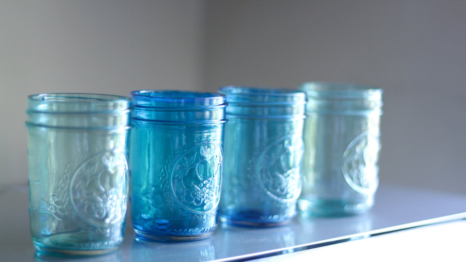 CUSTOM LISTING: 26 ocean blue, sea blue, ocean water blue, sea glass tinted colored mason jars- Ocean Blue Collection