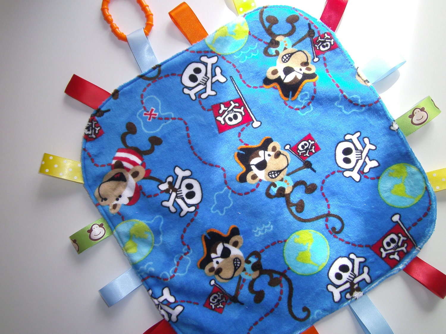 Tag Blanket, Pirates, Monkeys, Skulls, Cross bones