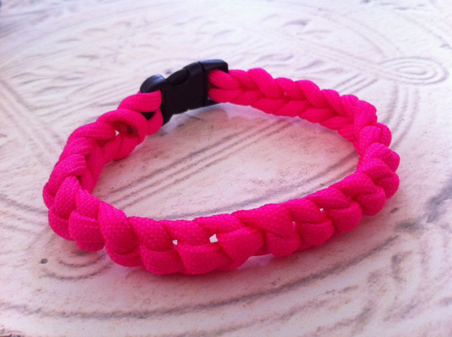 Hot Pink Woven Bracelet, 1 Bright Neon Pink Bracelet, Handmade Survival Jewelry by RuleNo15 on Etsy.