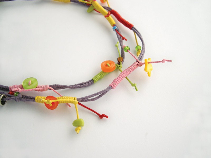 Twisted cords spring necklace
