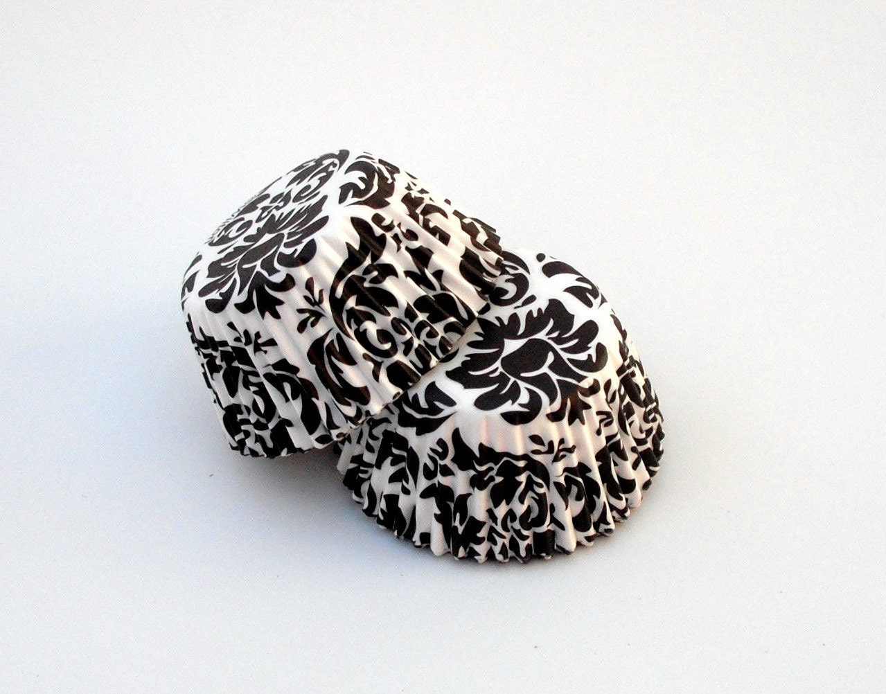 MINI Black and White Damask Baking Cups (100)