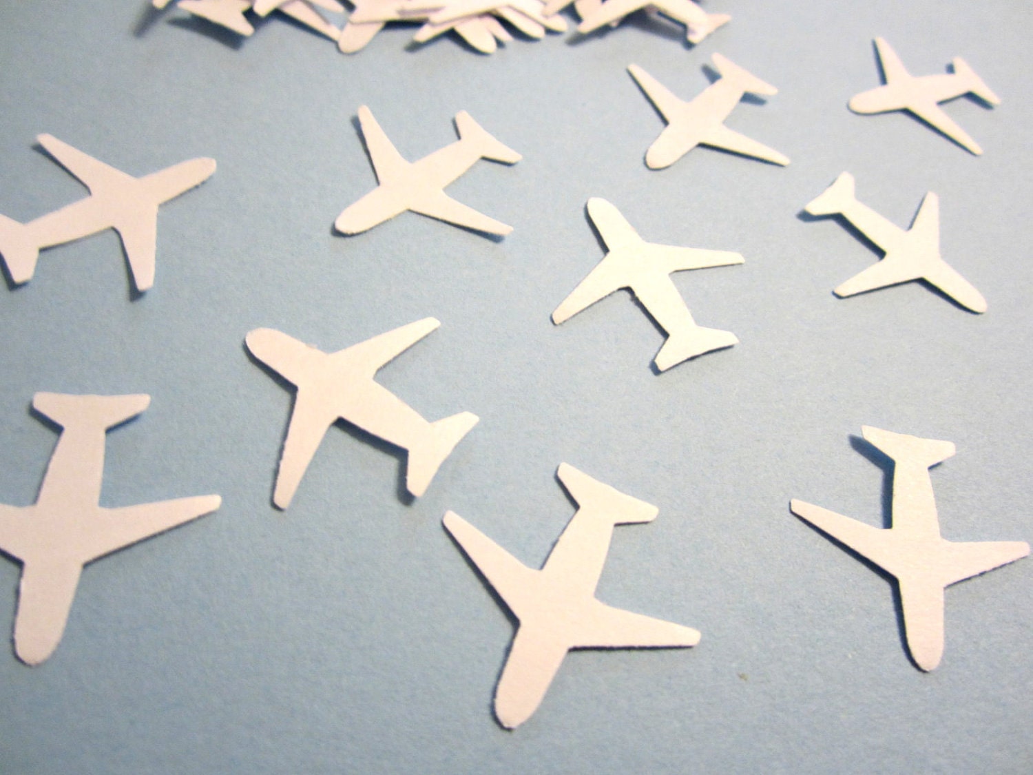GRIFFIN 100 WHITE Airplane Plane Jet Paper Embellishments Party Confetti Table Scatter Cupcake Toppers