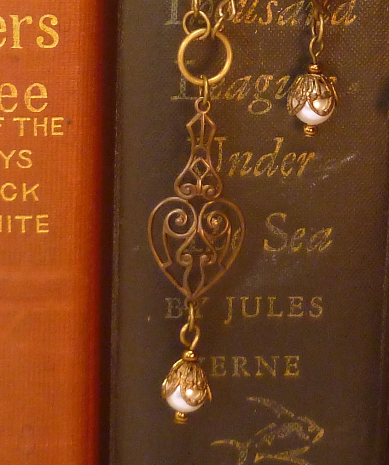 Steampunk necklace vintage pearl brass filigree- N003