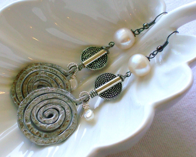 African Spiral Pearl Earring Vintage Pearl Ethnic Jewelry Rustic stoneandbone.etsy.com