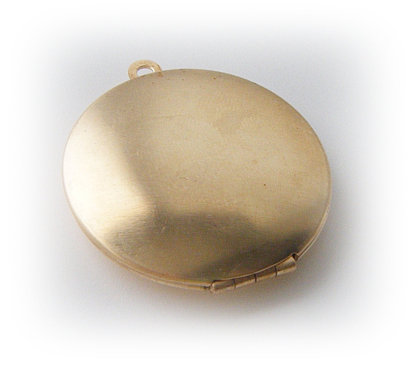 Brass Round  Plain Locket Pendant