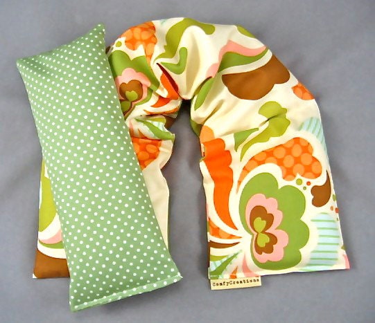 Therapeutic Neck Wrap i Pillow Set Hot/Cold Therapy Featured BETTER HOMES and GARDEN Holiday Gift Guide 2011