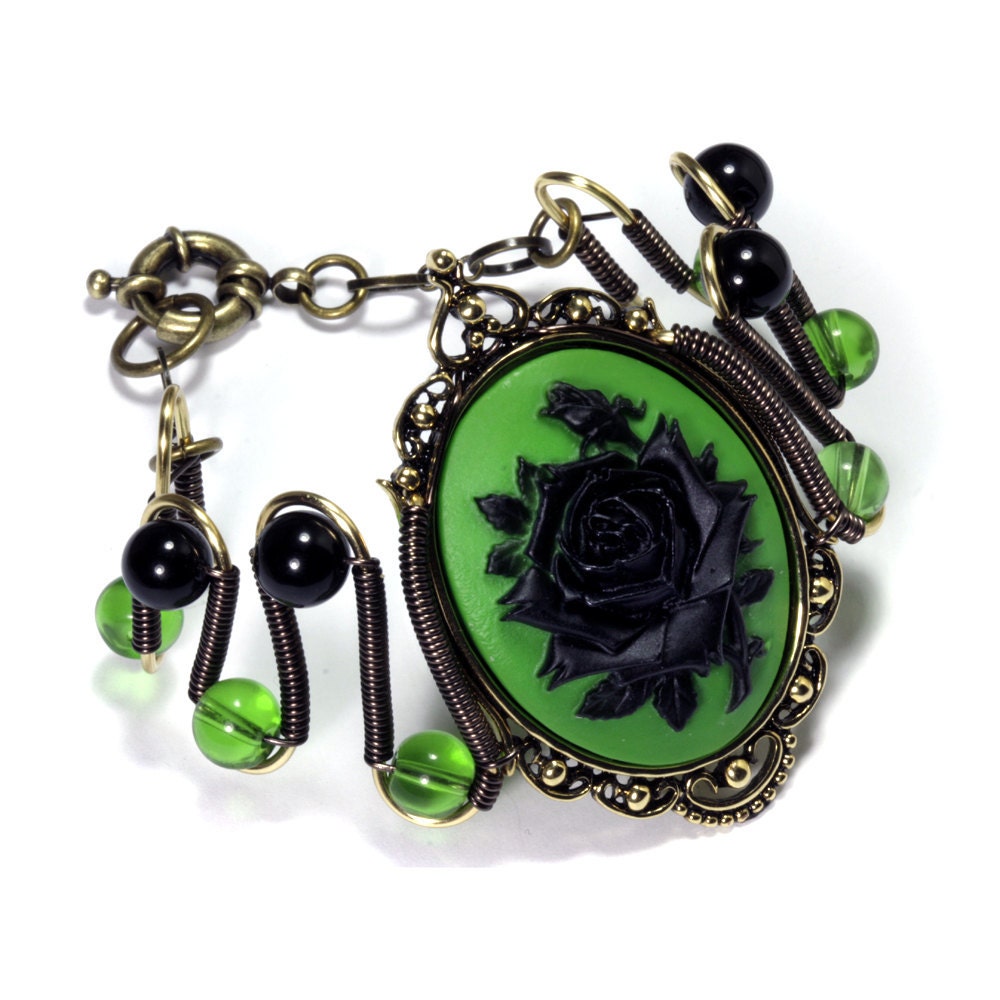 Steamgoth Bracelet - Green and Black Rose Cameo
