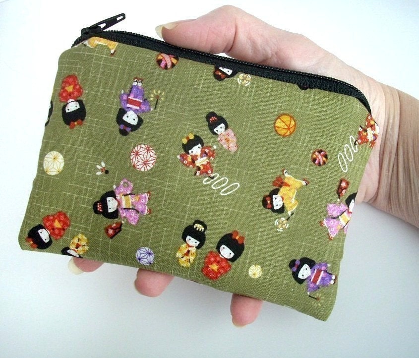 Kimono Girls Japanese Import Little Zipper Pouch  Coin Purse Gadget Case (Padded)