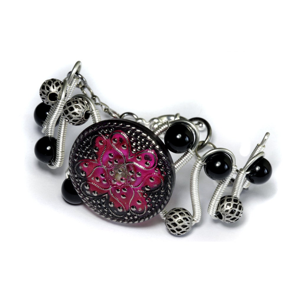 Bracelet - Czech Lacy Glass Reverse Paint Fuchsia silver Button - BLACK ONYX