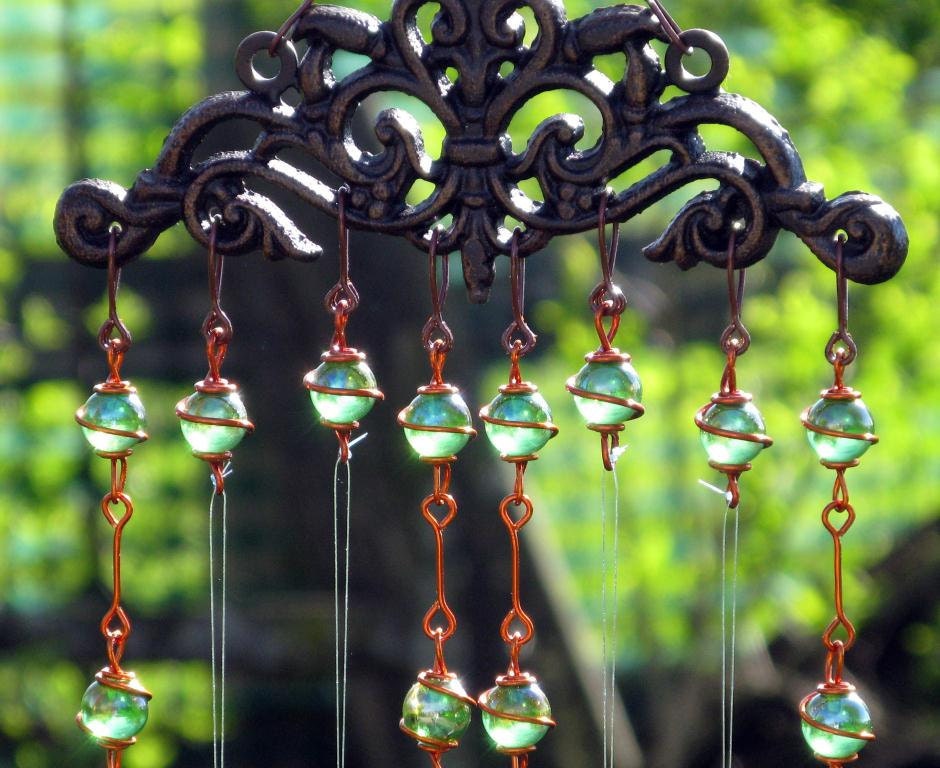 Windchime / Wind Chime with Recycled Aluminum and Copper Wrapped Iridescent Spring Green Glass Marble Prisms - tapestryarabianfarm