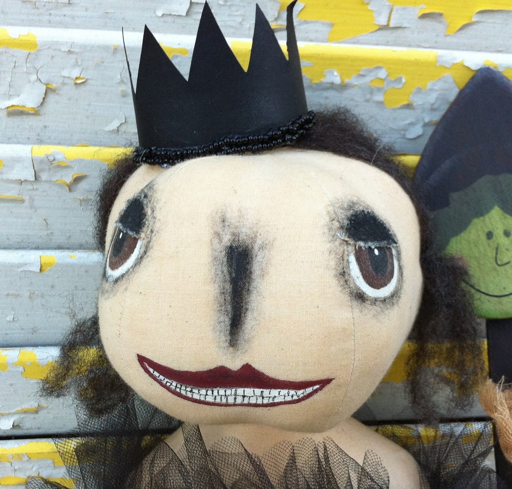 Primitive Halloween Dottie Witch