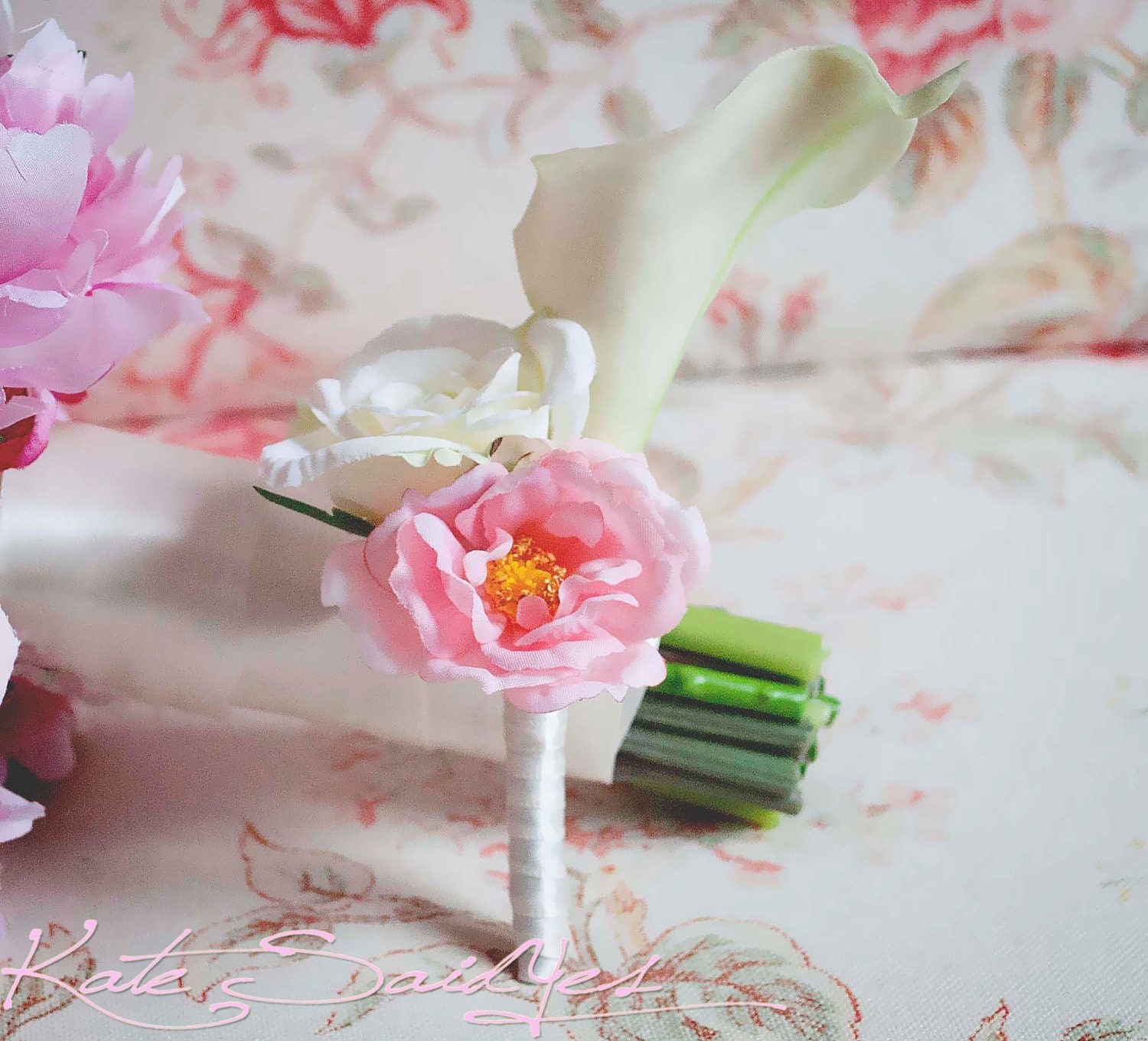 Wedding Boutonniere - Ivory Rose and Calla Lily Silk Boutonniere - Silk and Real Touch Wedding Boutonniere