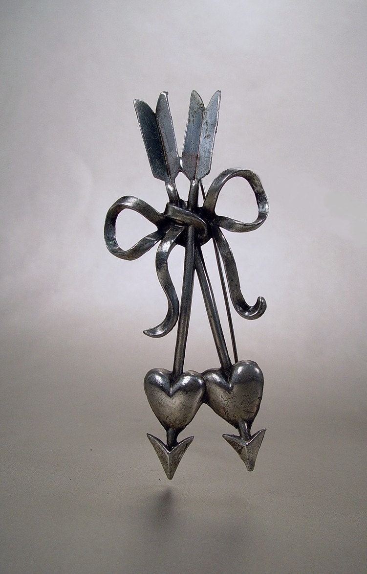 Vintage Hearts & Arrows Brooch Katniss Peeta Large Vintage 1940s Jewelry