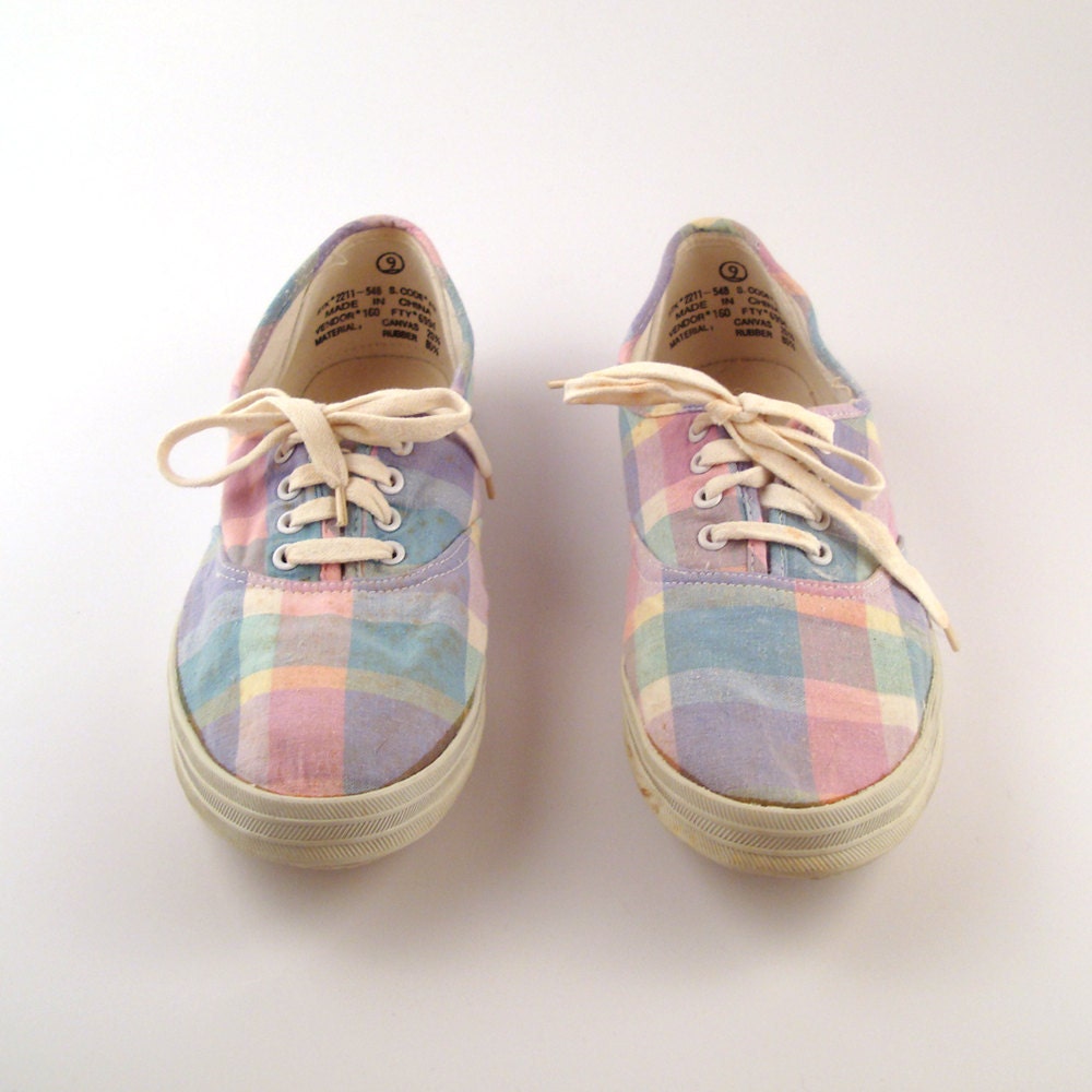 Canvas Sneakers Vintage 1980s Pastel Plaid Women's size 9