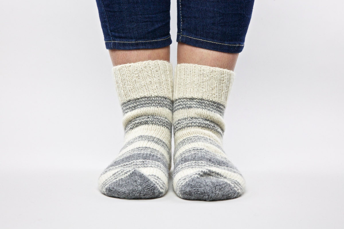 SALE 20 %Unisex  hand knitted Sock's