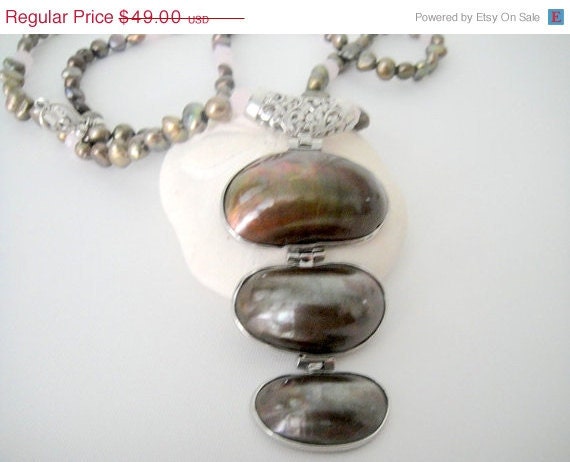 MothersDaySale Lavalier Necklace                   (Pearl Necklace)