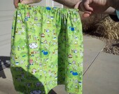 SALE Girl's Skirt Green Town size 5/6 Timeless Treasures elastic waist