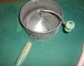 Vintage 1940's -1950's Potato or Tomato Masher Green Handled Excellent Condition
