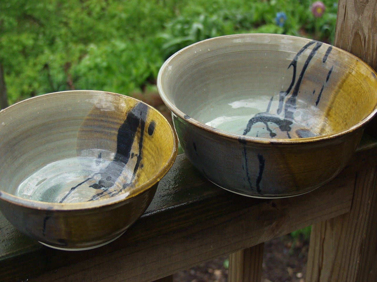 Nesting Serving Salad Bowl Set of 2-Mossy Lemongrass
