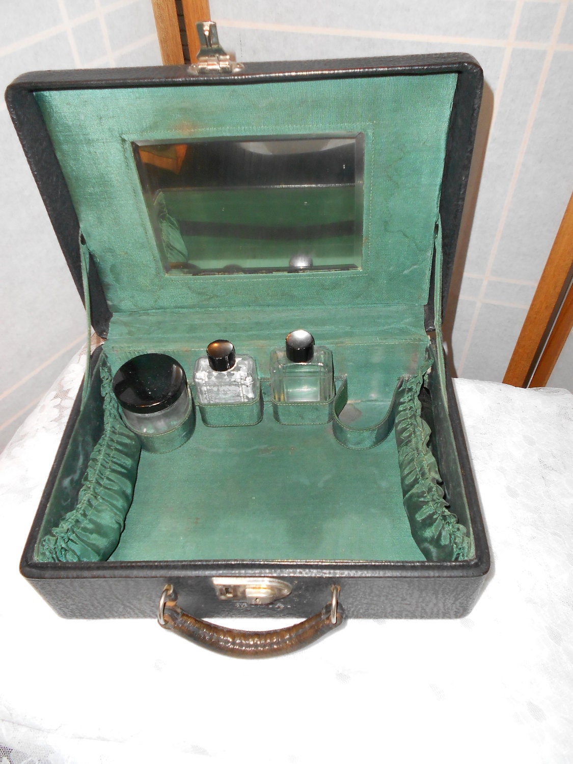 Vintage Vanity Suitcase