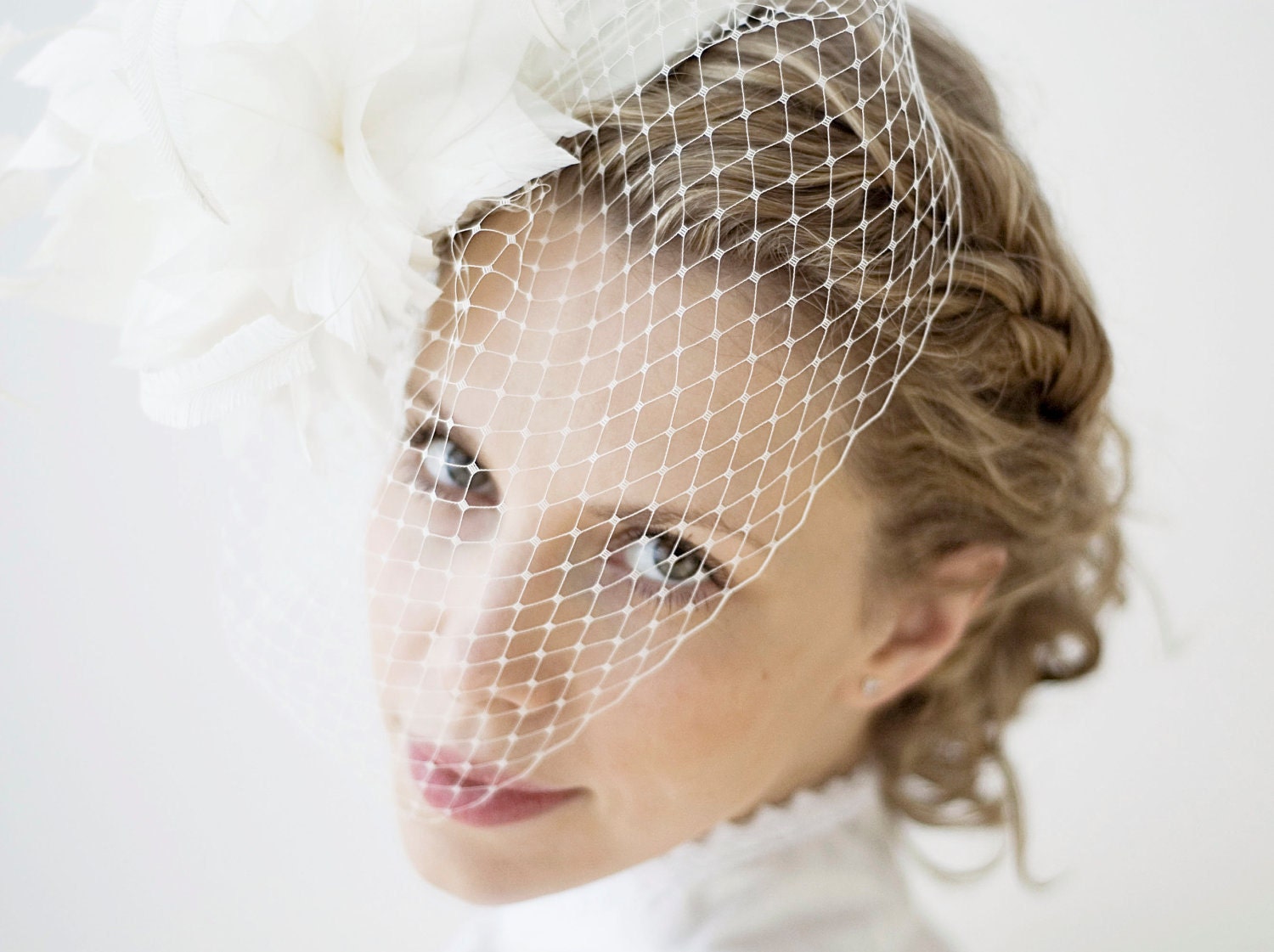 Romantic / Bridal / Weddings / Off White Bridal Pillbox / Feather Flower / Full Side Blusher Birdcage Veil (Haute Couture) - EllaGajewskaBRIDAL