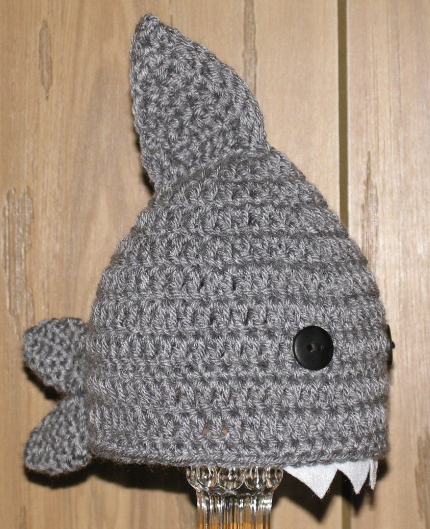 Shark Hat   Size:   0-3 Months