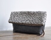 LARGE POUCH - waxed/rain
