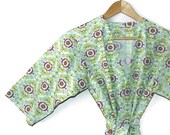 Womens Kimono Robe. Dressing Gown. Bathrobe.  Robe.  Maternity Robe.  Tres Chic.  Knee Length.