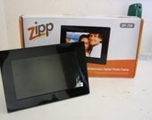 7" Digital Photo Frame (Never Been Used)