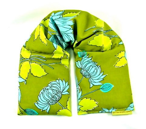 Neck Shoulder Wrap Hot Cold Herbal Therapy Organic Flaxseed Rice Lavender Scented Blue Chrysanthemum Gift Guide