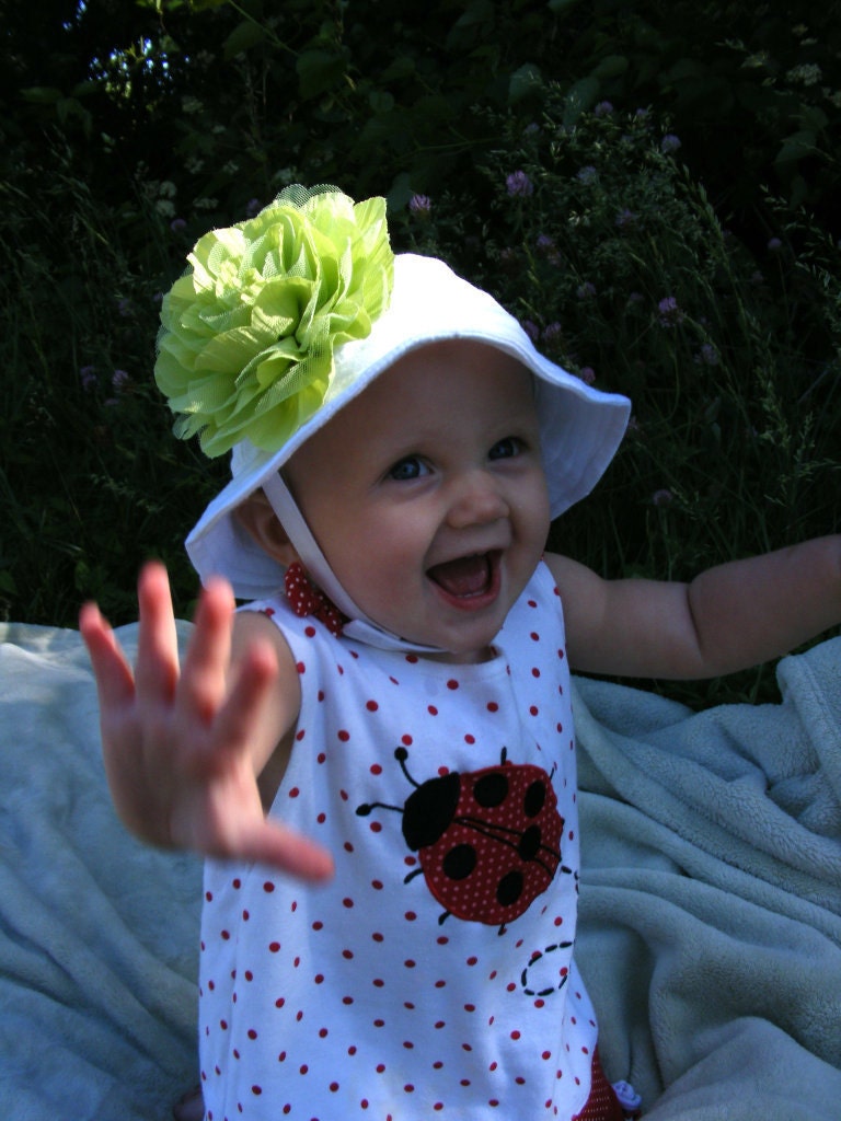 Sunhat, Baby Sunhat, Infant Sunhat, Green Flower, Baby Hat, Infant Hat, Big Flower Hat, Baby Hat with Big Green Flower, Summer Hat