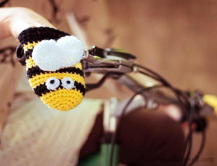 FOR KIDS Honeycomb Bee Bike Handwarmers Gloves Wool Crochet Cold Days Toddler Kids Child Children Gift Cozy Yellow Black