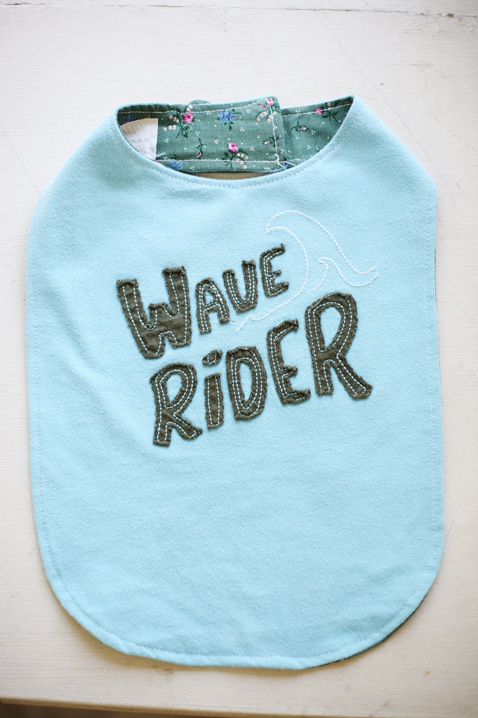 reversable tshirt bib . wave rider