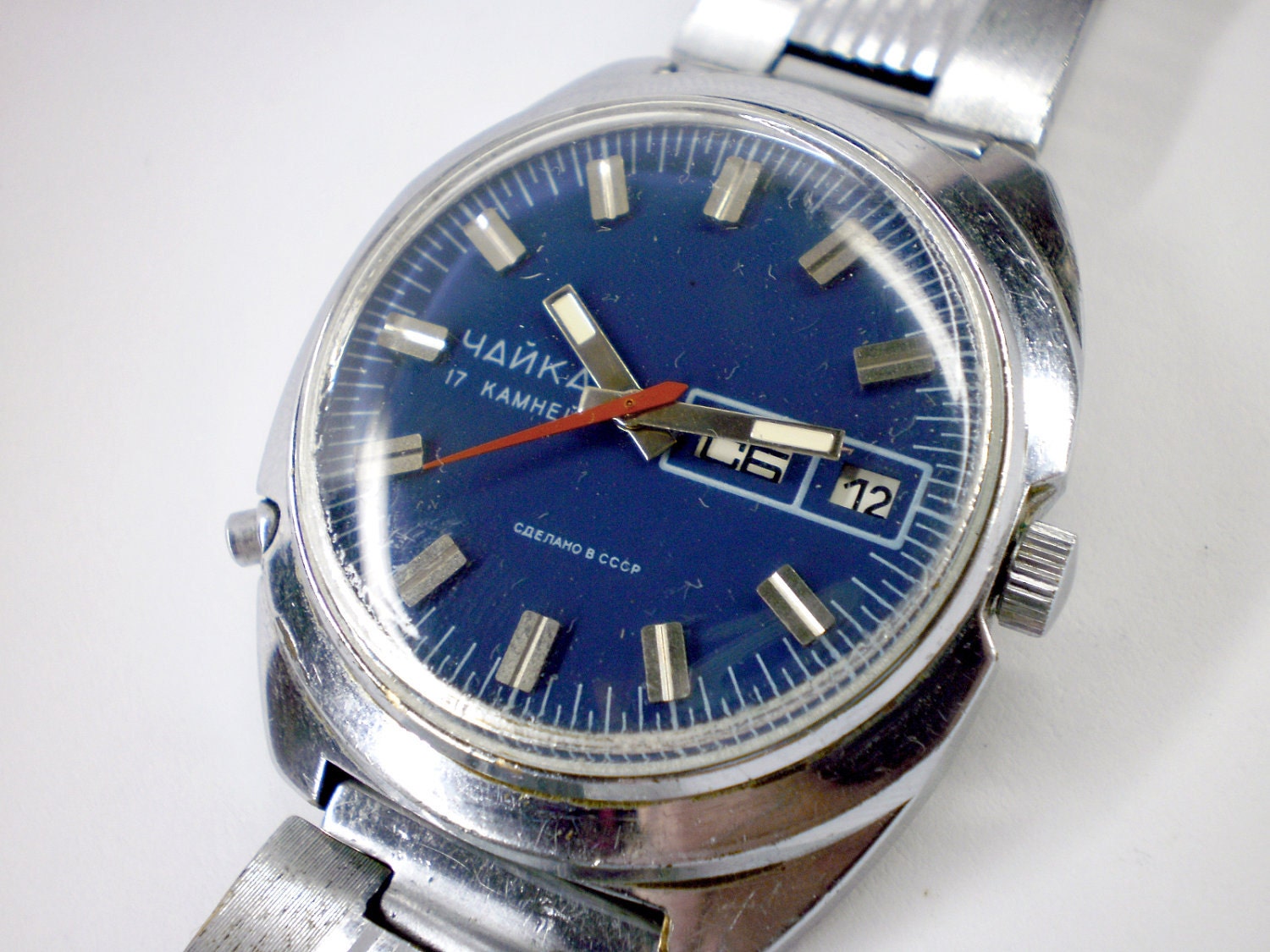 Vintage Chaika Men's mechanical watch from Soviet/Ussr