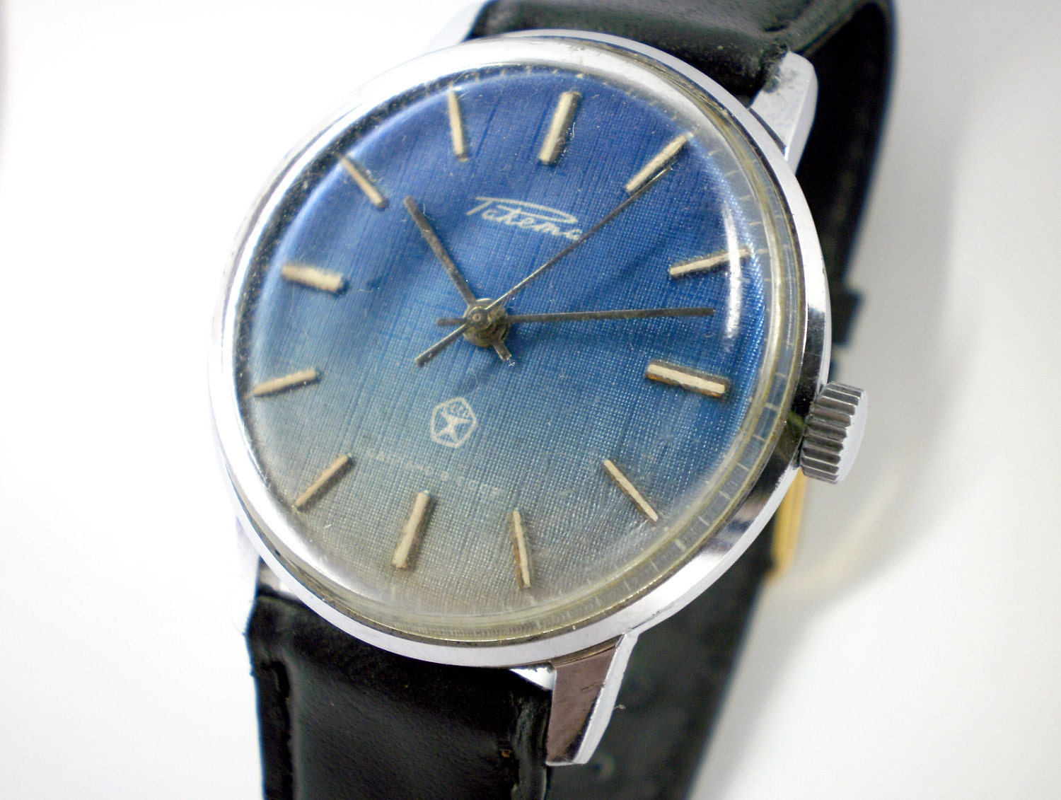 Vintage Raketa mechanical watch from Soviet/Ussr