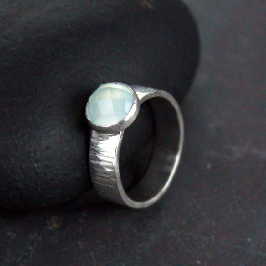 Chalcedony and Silver Band Ring - FREE Shipping