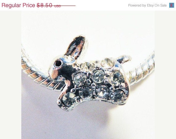30% CEARANCe SALe and FREe SHIPPING   European beads Bunny Bling Charm PBB279 Easter