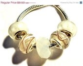 30% CEARANCe SALe and FREe SHIPPING european bead set white charms PBS698